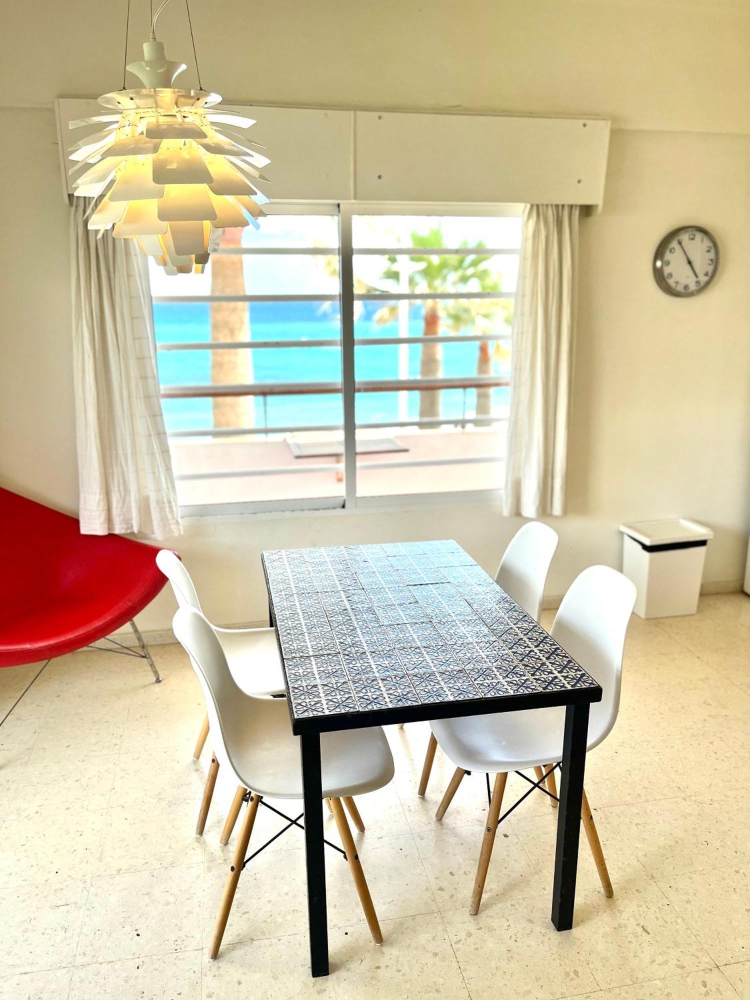 נרחה Apartamentos Playa Torrecilla מראה חיצוני תמונה