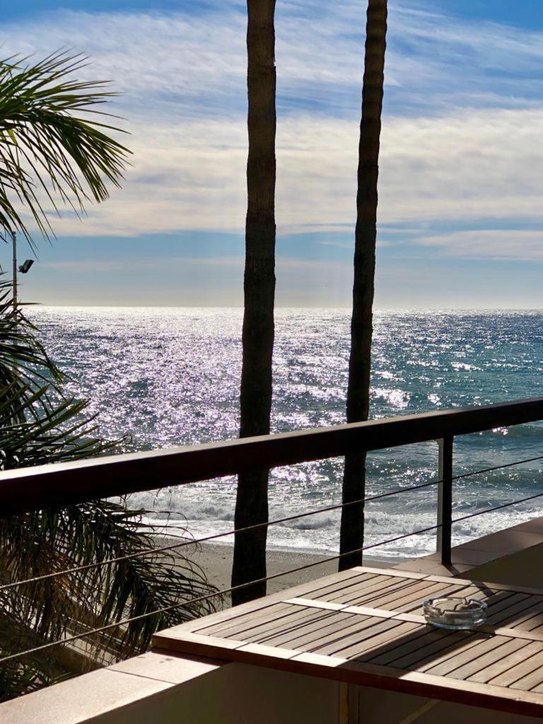 נרחה Apartamentos Playa Torrecilla מראה חיצוני תמונה
