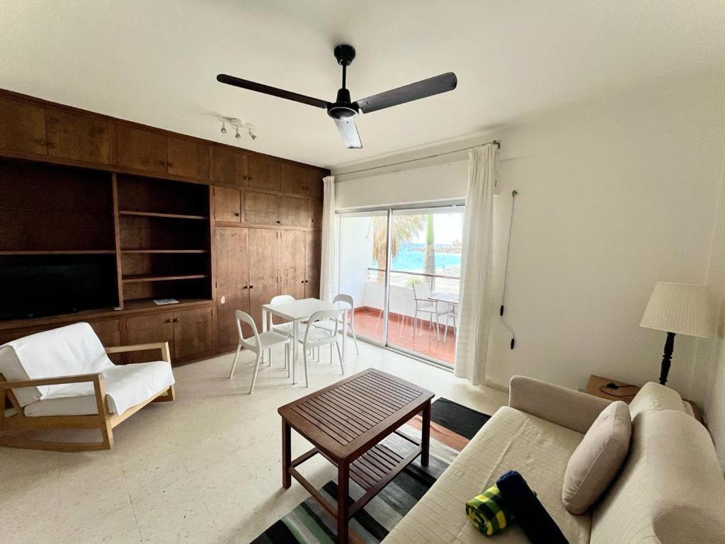 נרחה Apartamentos Playa Torrecilla מראה חיצוני תמונה