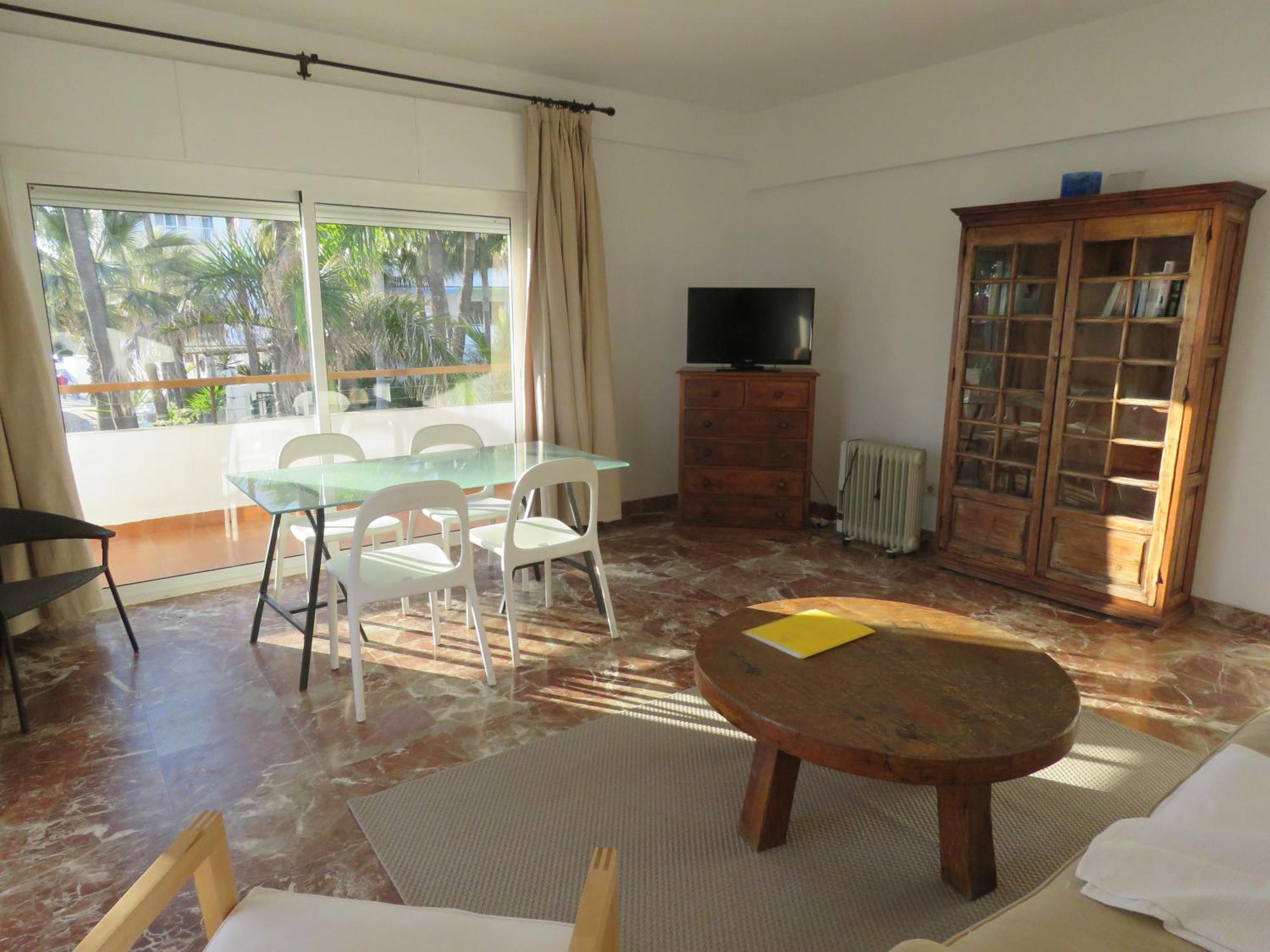 נרחה Apartamentos Playa Torrecilla מראה חיצוני תמונה