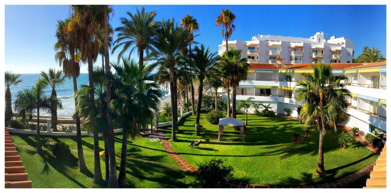 נרחה Apartamentos Playa Torrecilla מראה חיצוני תמונה