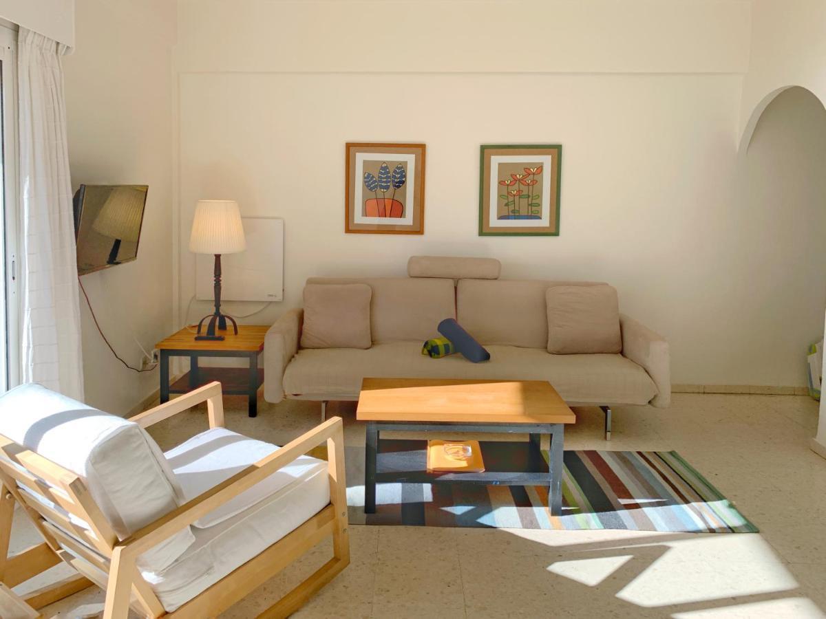נרחה Apartamentos Playa Torrecilla מראה חיצוני תמונה